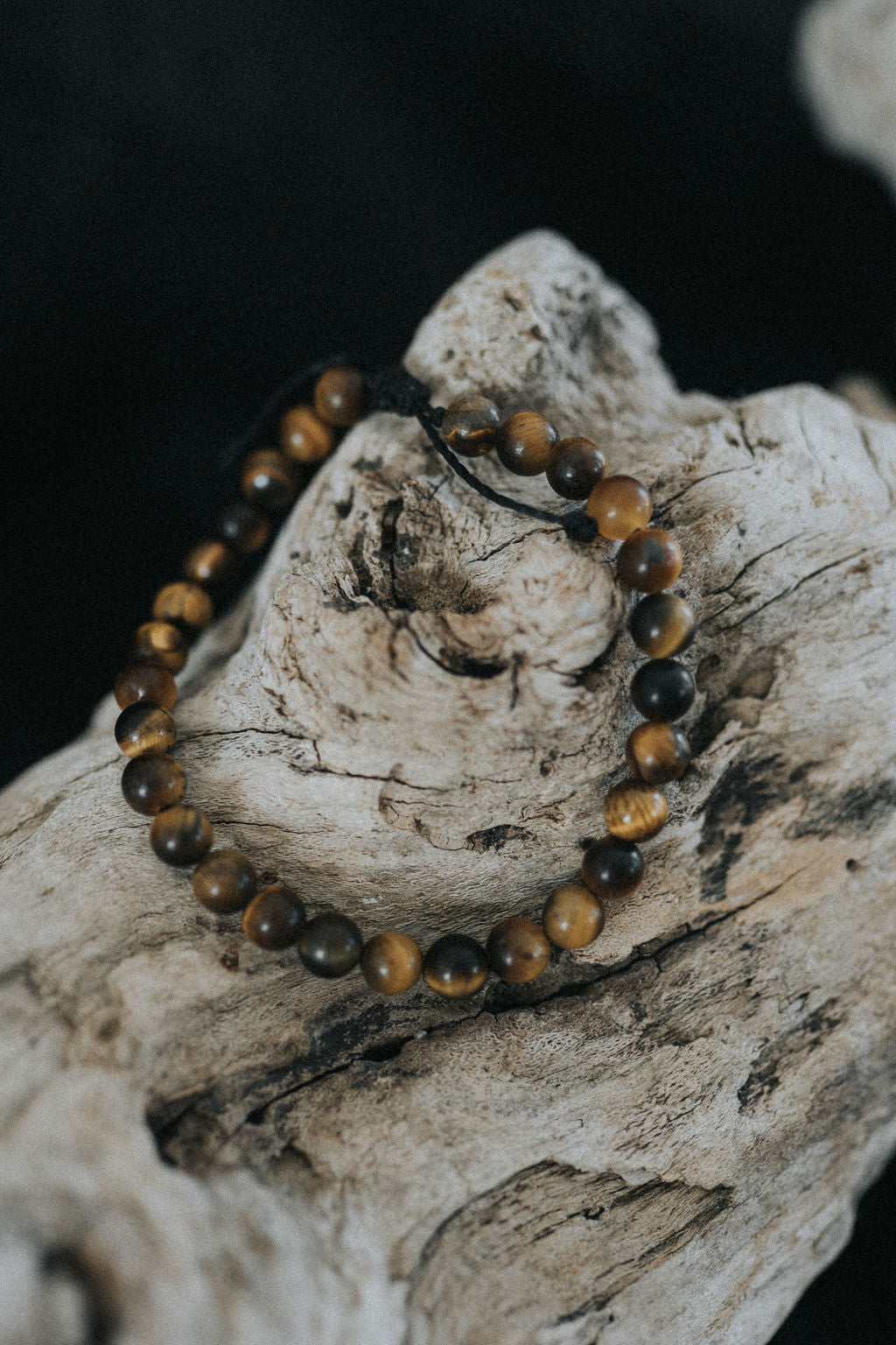 Tiger's eye, lava stone, protection bracelet